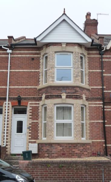8 Monks Road, Exeter 